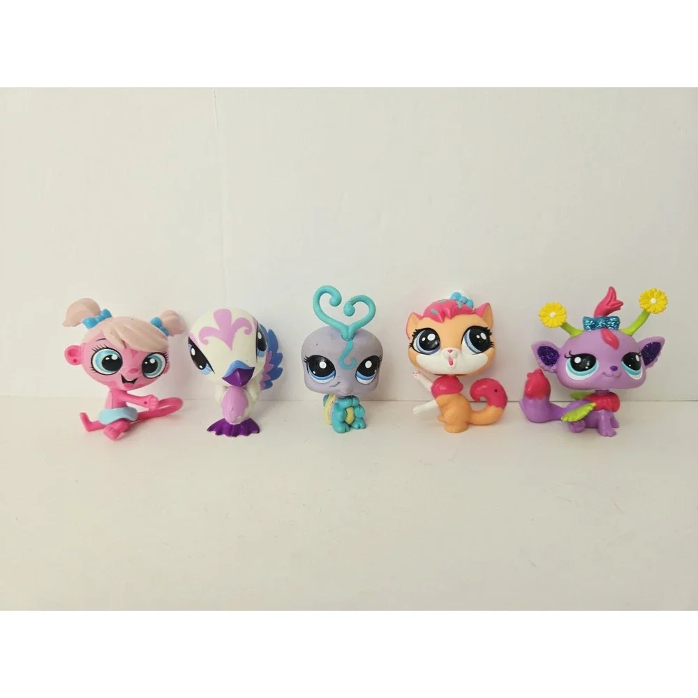 Littlest Pet Shop figure lot  3239 bird 3822 cat 2612 1918 bug 137